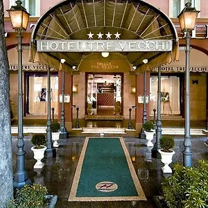 4* מלון Zanhotel Tre Vecchi